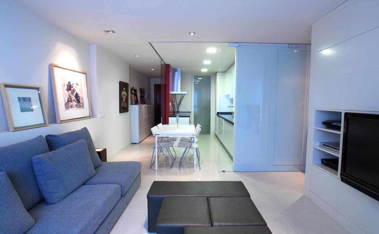 Ohannahome's Maroon Apartamento *